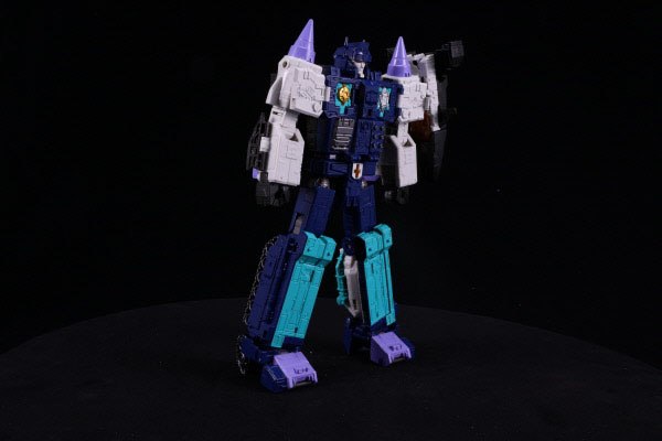 January Legends Series Official Photos   LG58 Clone Bots, LG59 Blitzwing, LG60 Overlord 012 (12 of 121)